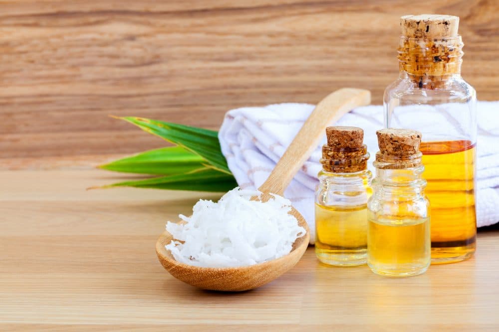 Natural Spa Ingredients . - Coconut Essential Oil For Alternativ