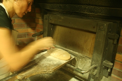 Nani Moré, al seu forn ecològic de Mataró