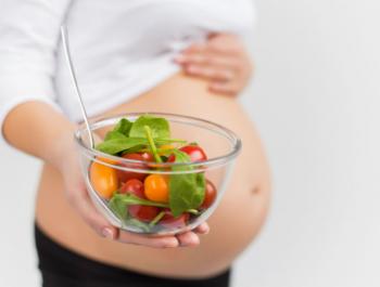 Aliments perillosos durant l’embaràs: quins són i com ens poden afectar?