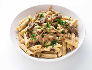 Pasta amb salsa cremosa de carbassa i bolets